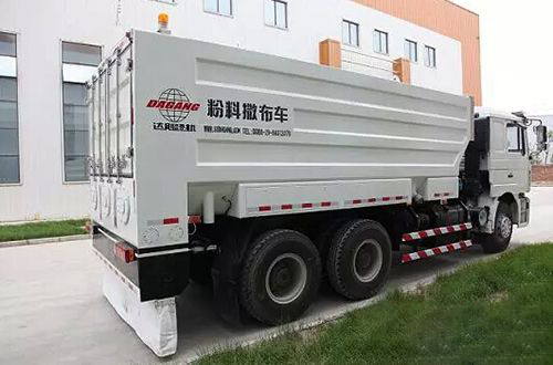 瀝青水泥撒布車使用在哪些場(chǎng)所？