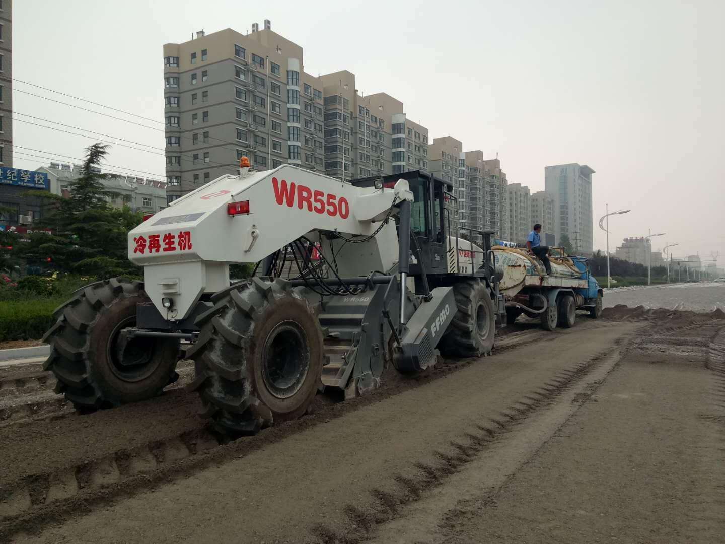 冷再生機(jī)水穩(wěn)層施工要注意什么？